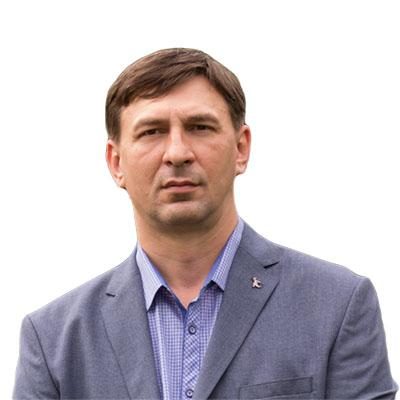 Владислав Умуров - трейдер-преподаватель проп-компании LIVE Investing group